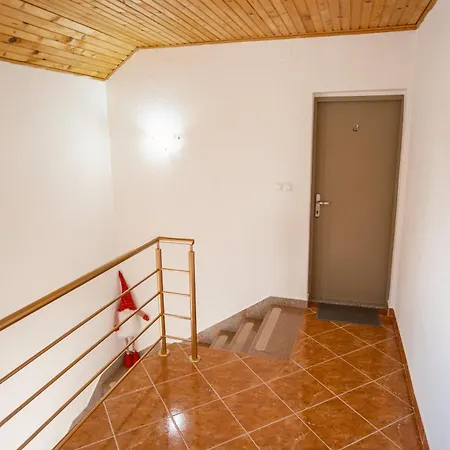 Biser Kupresa 3 Kupres (Canton 10)